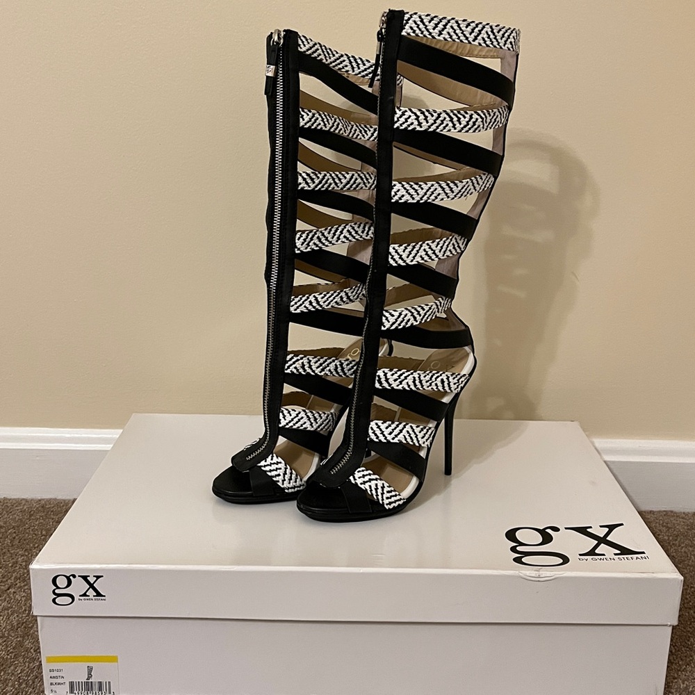 NIB GX by Gwen Stefani Black and White Awstin Gladiator Heels